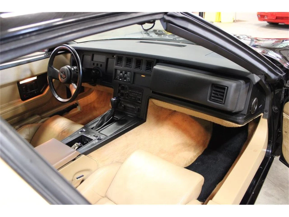 1984 Chevrolet Corvette C4 - Image 24 of 31