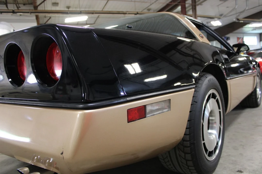 1984 Chevrolet Corvette C4 - Image 12 of 31