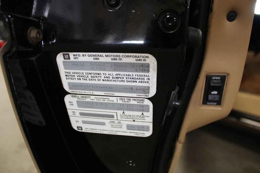 1984 Chevrolet Corvette C4 - Image 27 of 31
