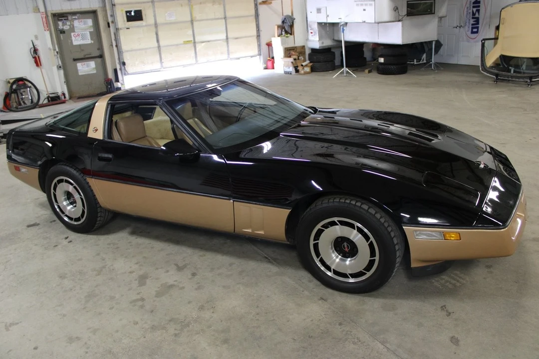 1984 Chevrolet Corvette C4 - Image 14 of 31