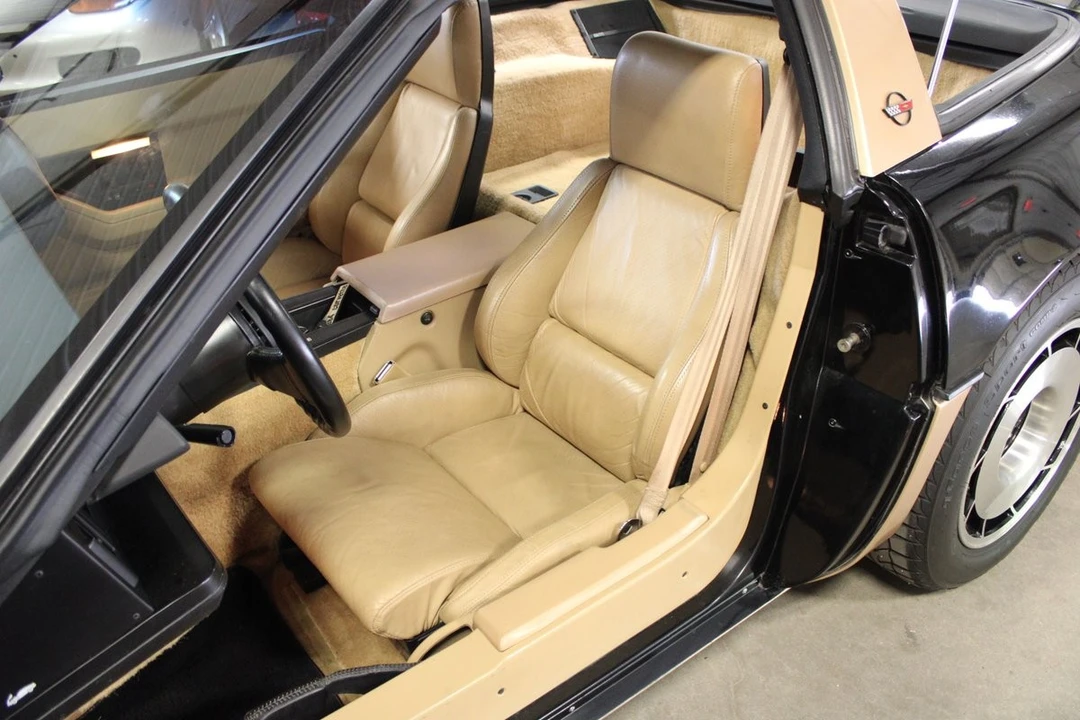 1984 Chevrolet Corvette C4 - Image 30 of 31