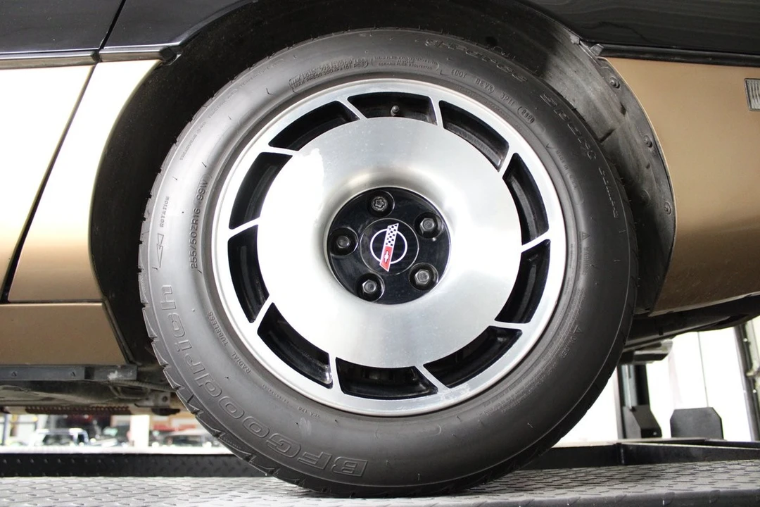 1984 Chevrolet Corvette C4 - Image 29 of 31