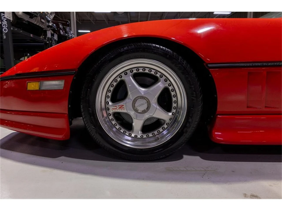 1984 Chevrolet Corvette C4 - Image 22 of 31