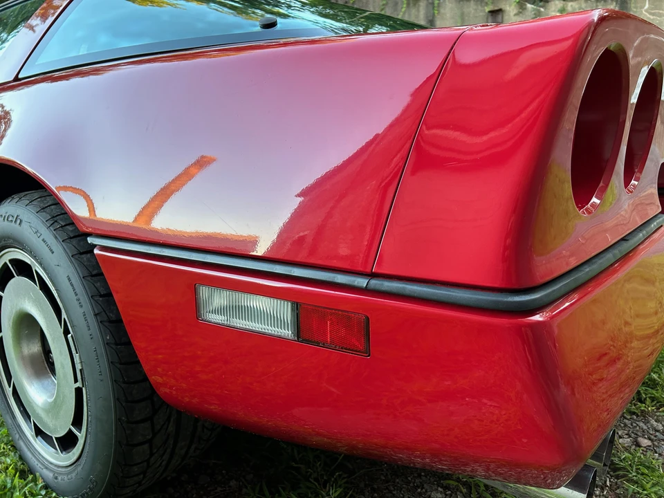1984 Chevrolet Corvette C4 - Image 25 of 31