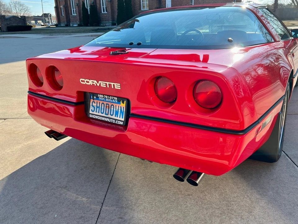 1984 Chevrolet Corvette C4 - Image 16 of 31