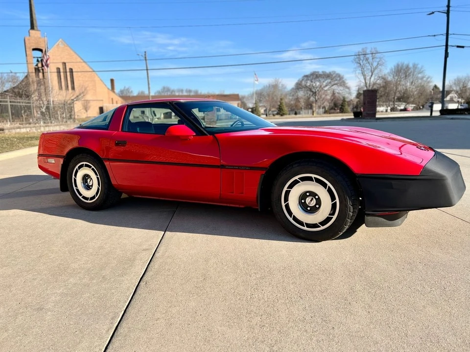 1984 Chevrolet Corvette C4 - Image 7 of 31