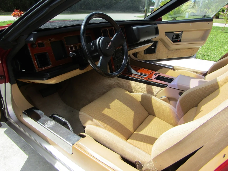 1984 Chevrolet Corvette C4 - Image 9 of 15