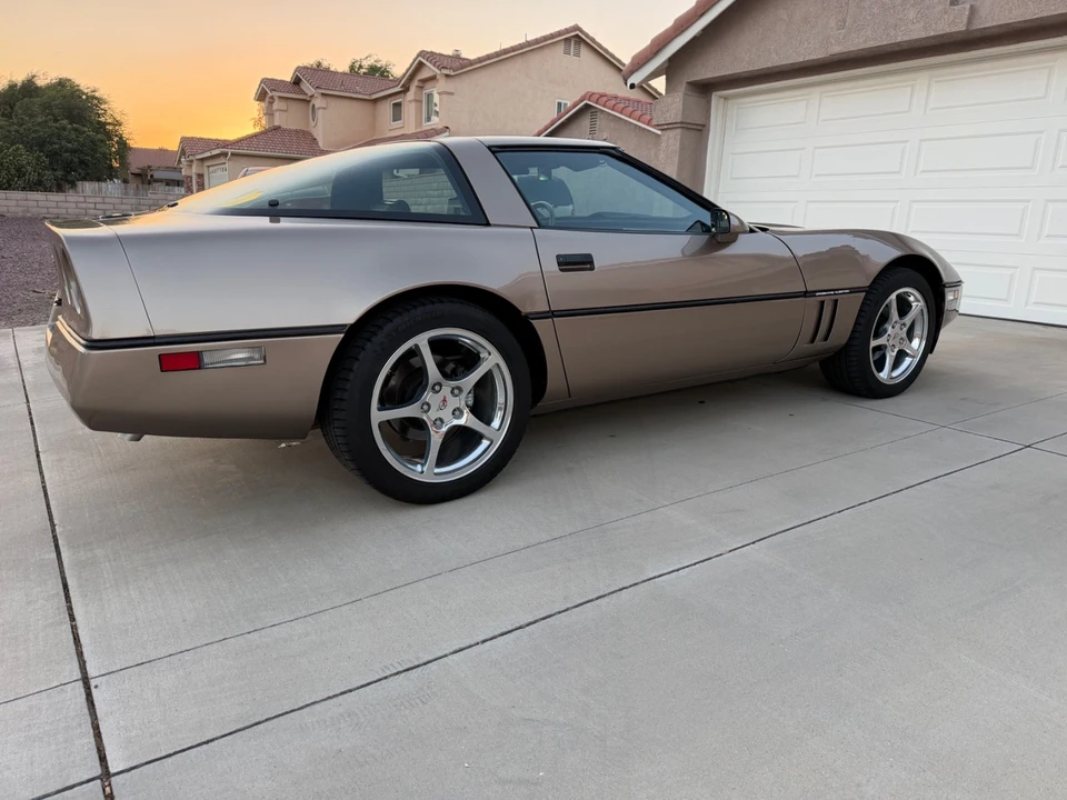 1984 Chevrolet Corvette C4 - Image 18 of 18