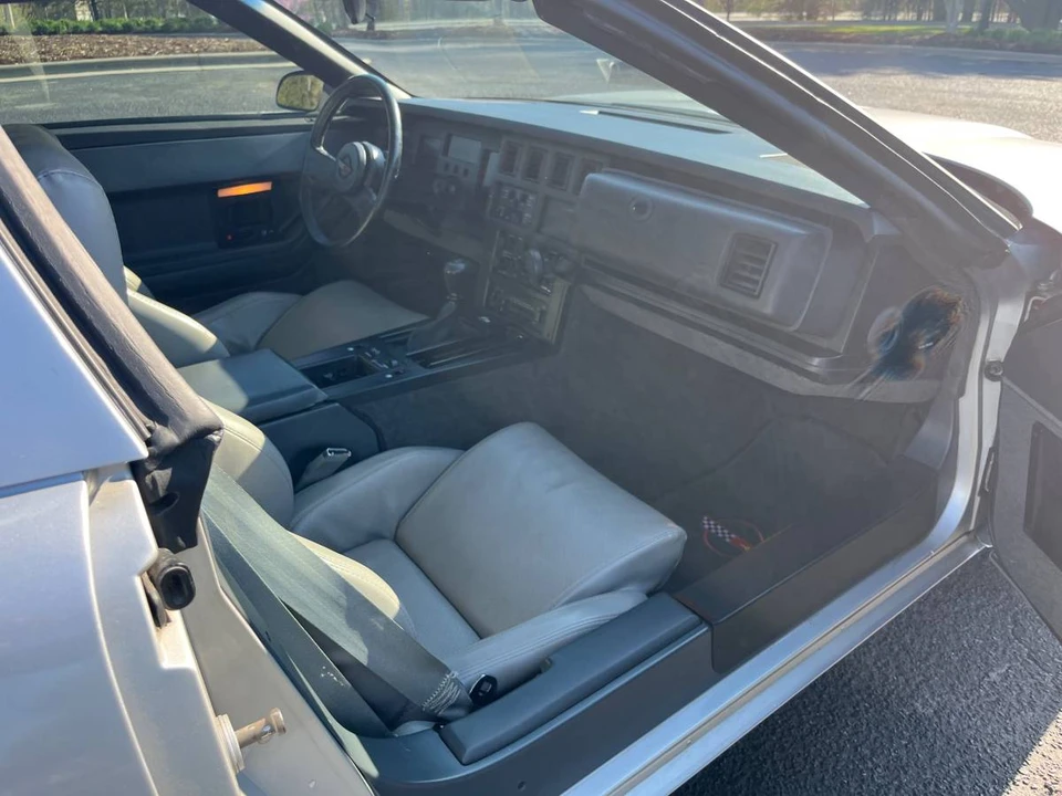 1984 Chevrolet Corvette C4 - Image 9 of 13