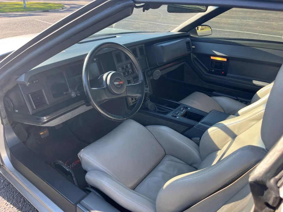 1984 Chevrolet Corvette C4 - Image 10 of 13