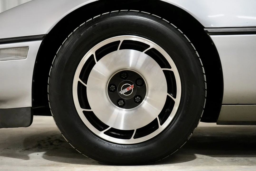 1984 Chevrolet Corvette C4 - Image 23 of 31