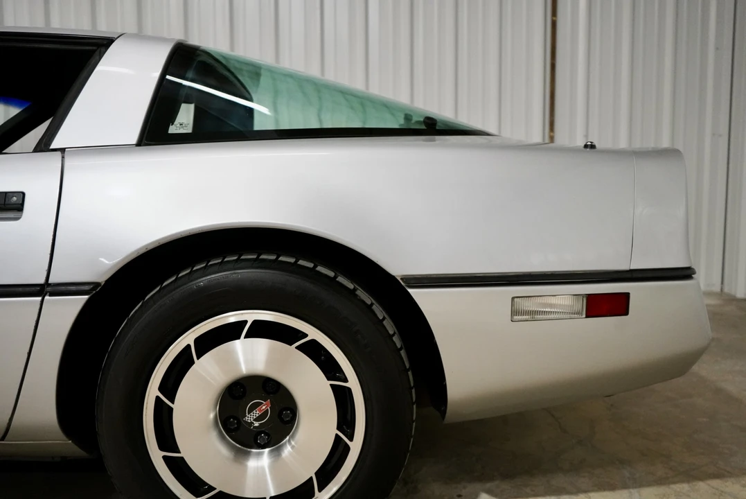1984 Chevrolet Corvette C4 - Image 28 of 31