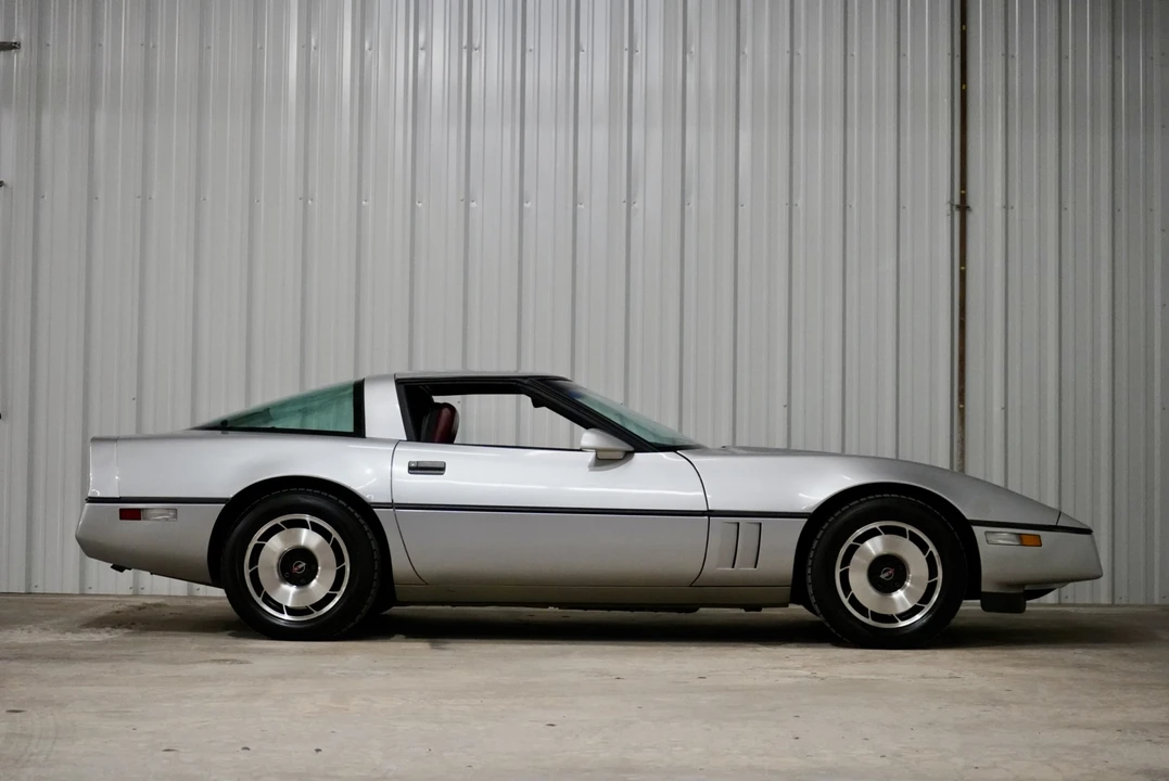 1984 Chevrolet Corvette C4 - Image 7 of 31