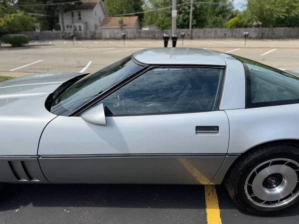 1984 Chevrolet Corvette C4 - Image 15 of 21