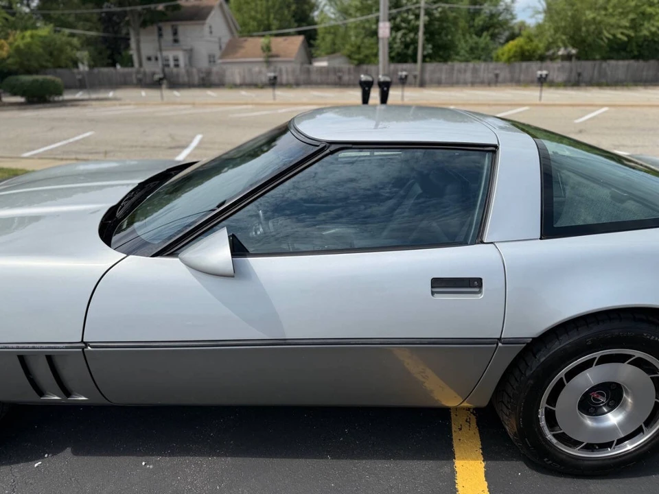 1984 Chevrolet Corvette C4 - Image 15 of 21