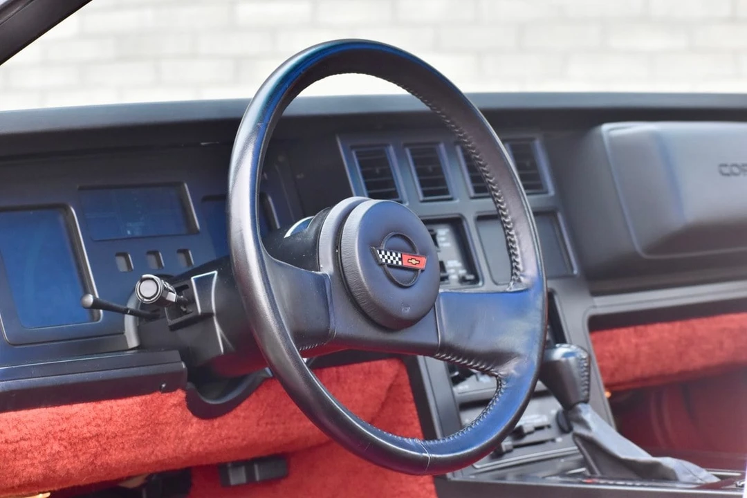 1984 Chevrolet Corvette C4 - Image 25 of 30