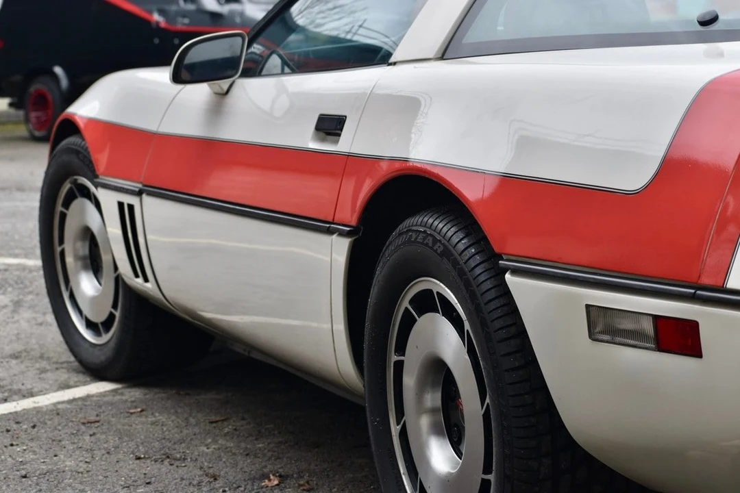 1984 Chevrolet Corvette C4 - Image 10 of 30