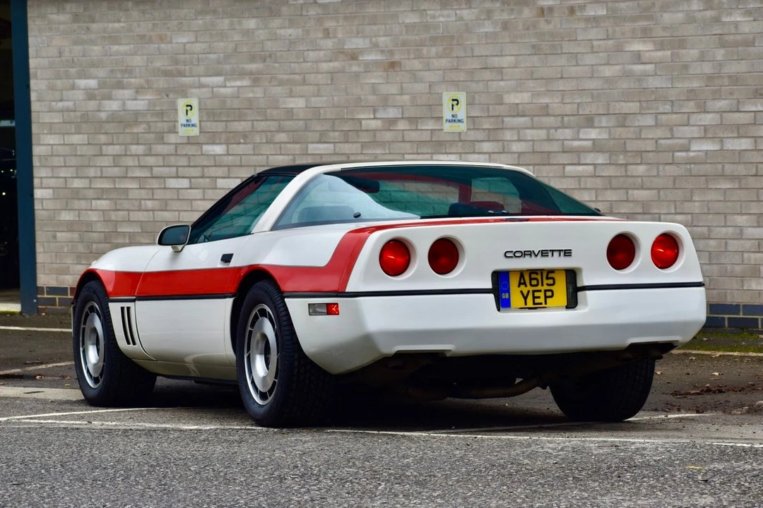 1984 Chevrolet Corvette C4 - Image 16 of 30