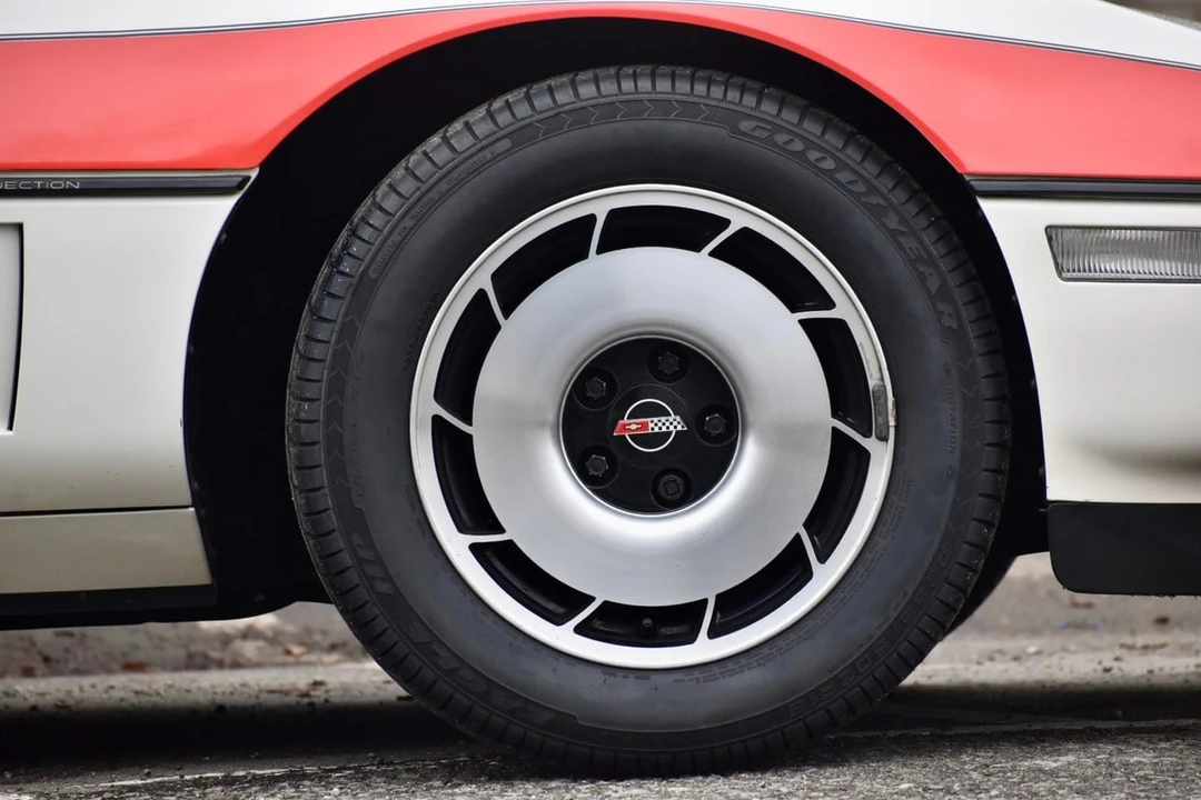 1984 Chevrolet Corvette C4 - Image 5 of 30