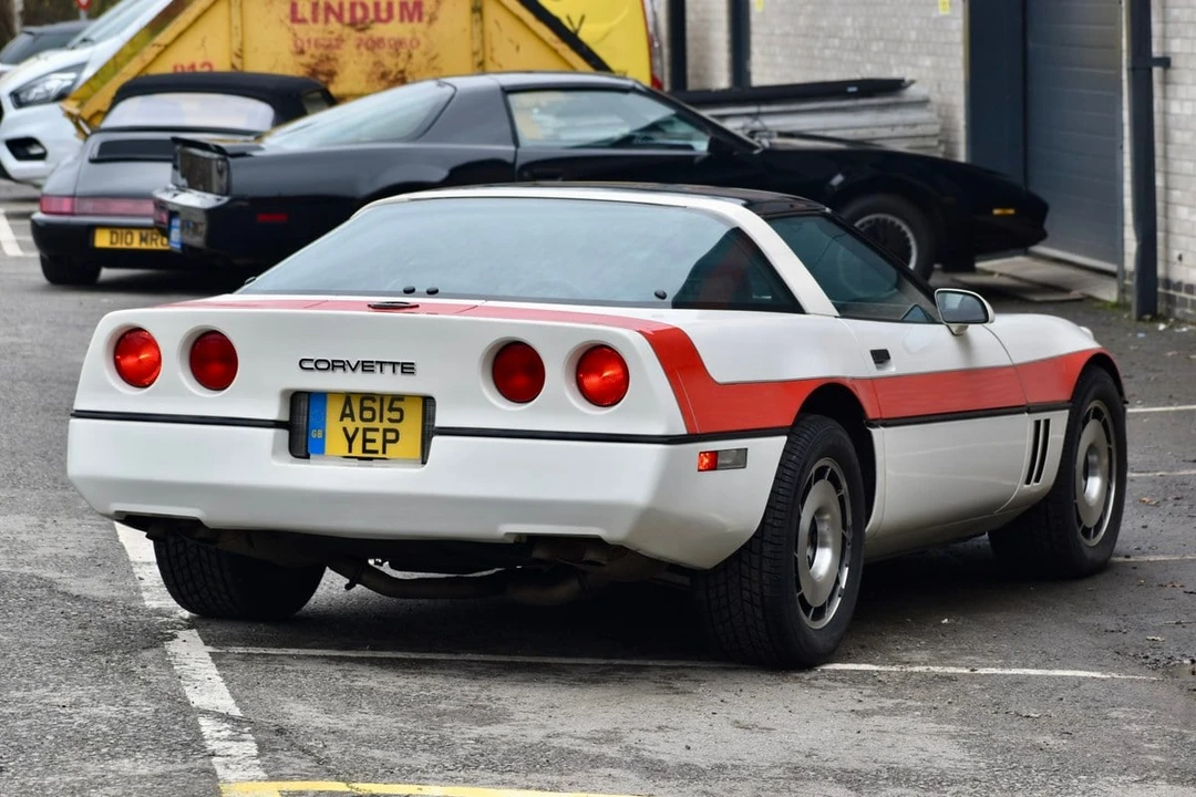 1984 Chevrolet Corvette C4 - Image 17 of 30