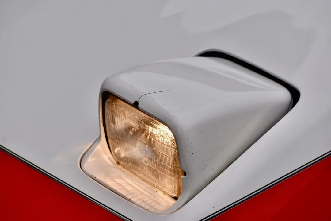 1984 Chevrolet Corvette C4 - Image 9 of 30