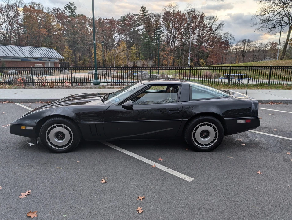 1984 Chevrolet Corvette C4 - Image 12 of 31