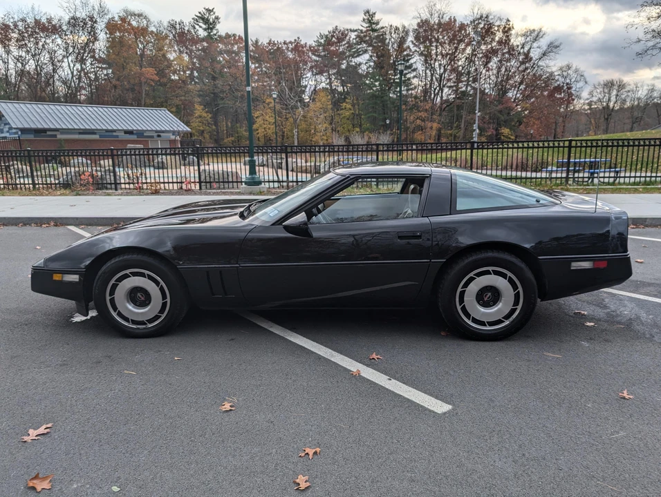 1984 Chevrolet Corvette C4 - Image 11 of 31