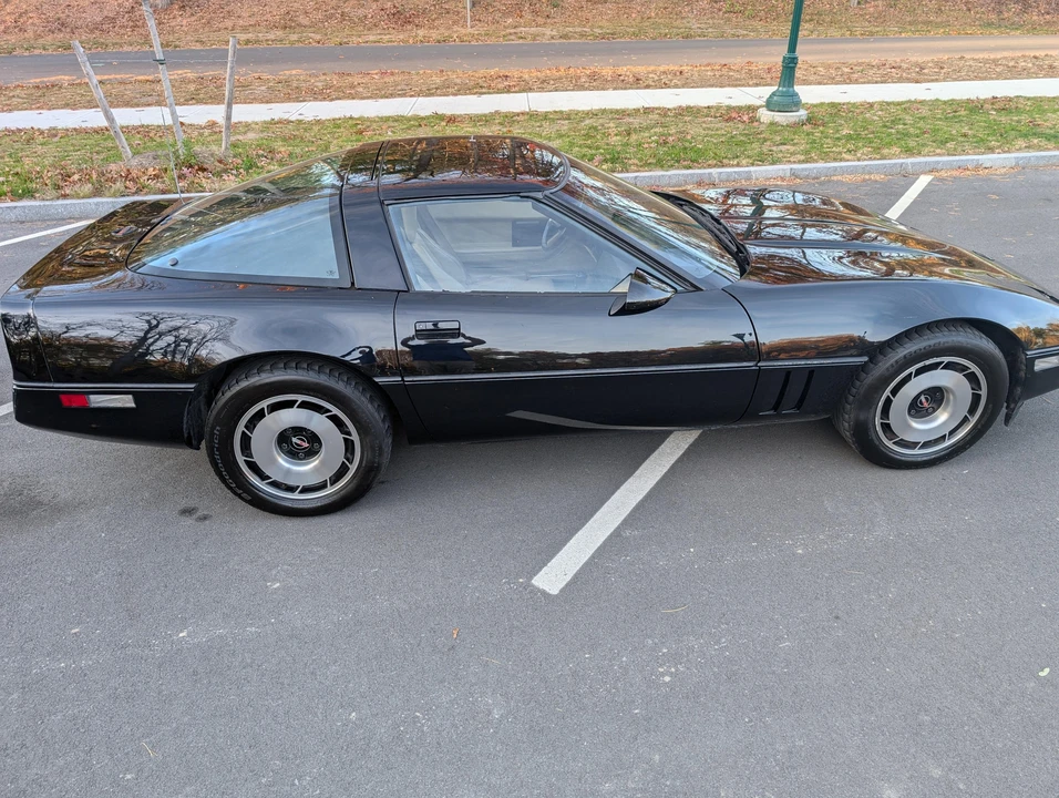 1984 Chevrolet Corvette C4 - Image 21 of 31
