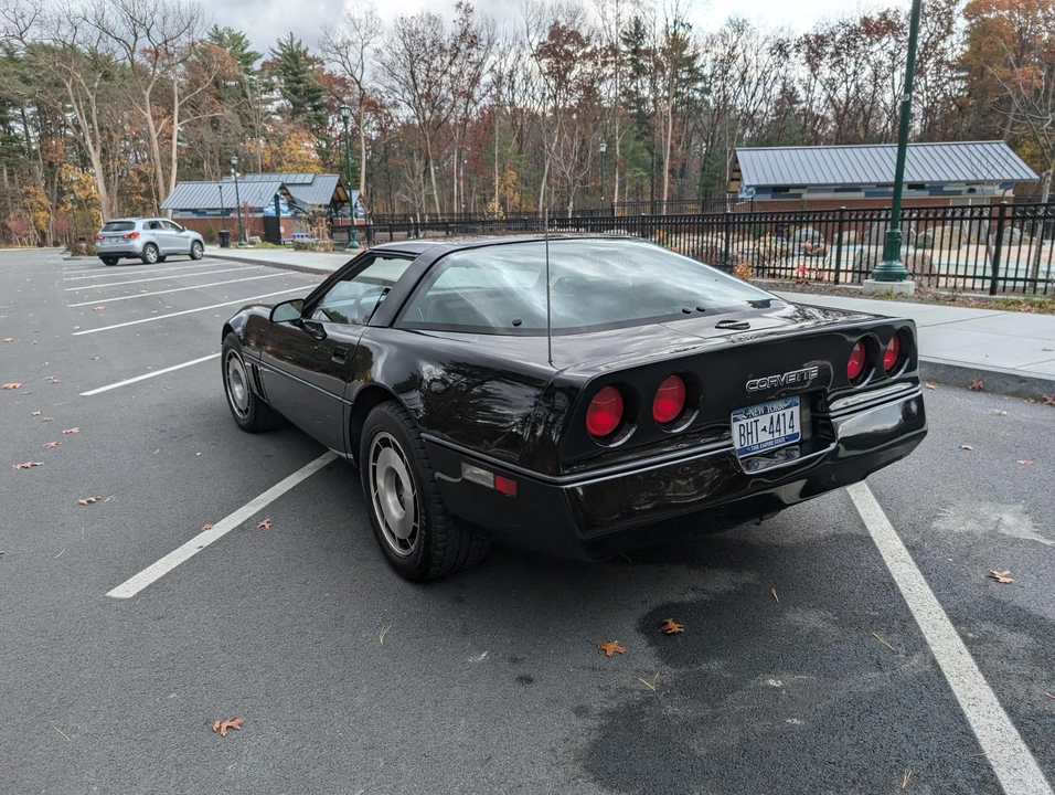 1984 Chevrolet Corvette C4 - Image 15 of 31