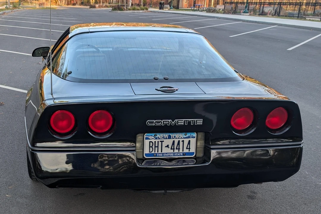 1984 Chevrolet Corvette C4 - Image 5 of 31