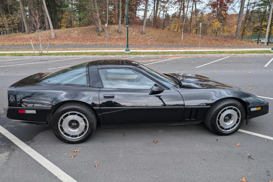 1984 Chevrolet Corvette C4 - Image 3 of 31