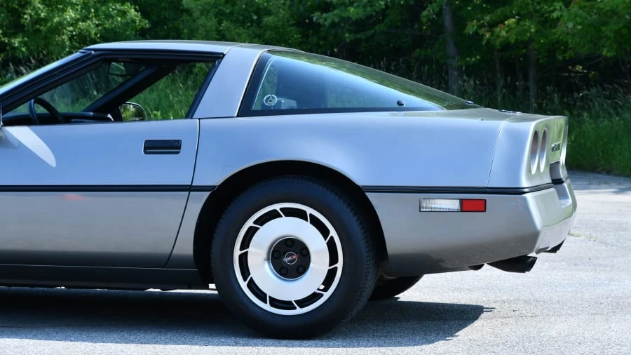1984 Chevrolet Corvette C4 - Image 27 of 31