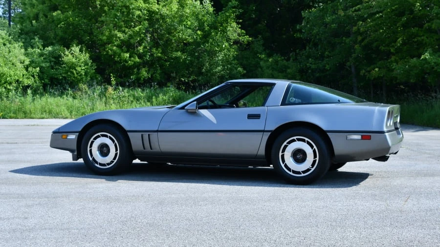 1984 Chevrolet Corvette C4 - Image 8 of 31