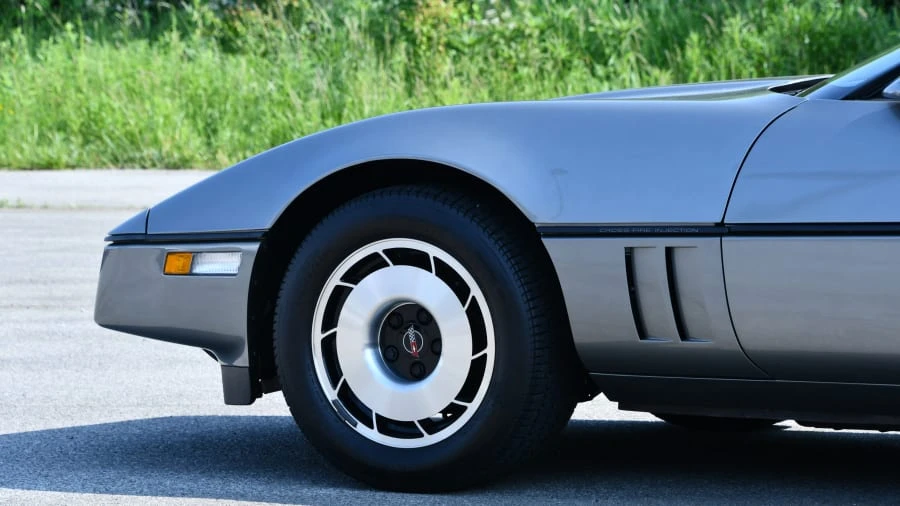1984 Chevrolet Corvette C4 - Image 12 of 31