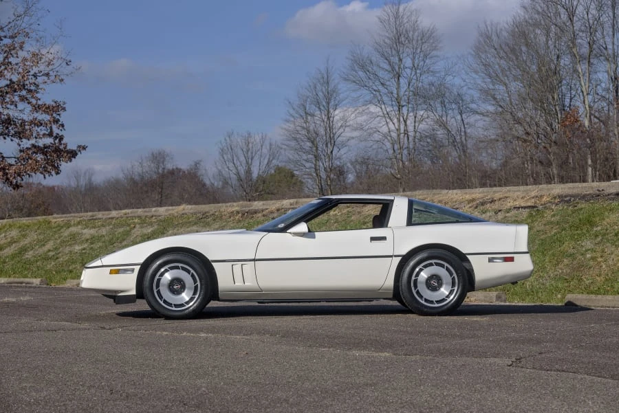 1984 Chevrolet Corvette C4 - Image 2 of 31