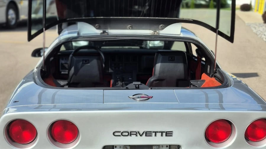 1984 Chevrolet Corvette C4 - Image 20 of 21