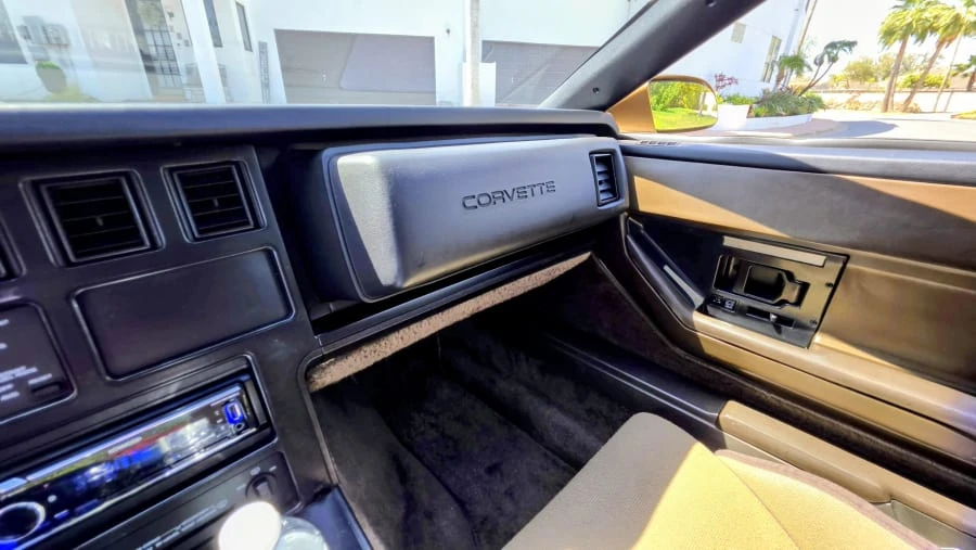1984 Chevrolet Corvette C4 - Image 14 of 24