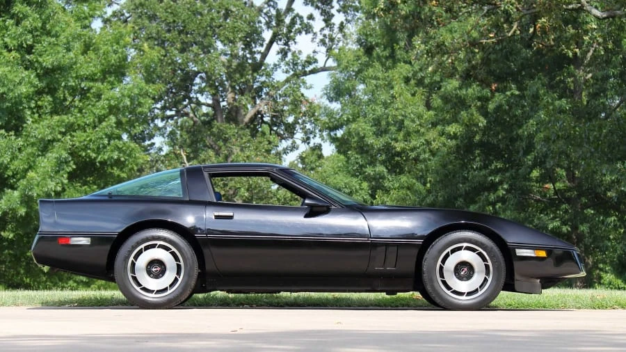 1984 Chevrolet Corvette C4 - Image 8 of 18