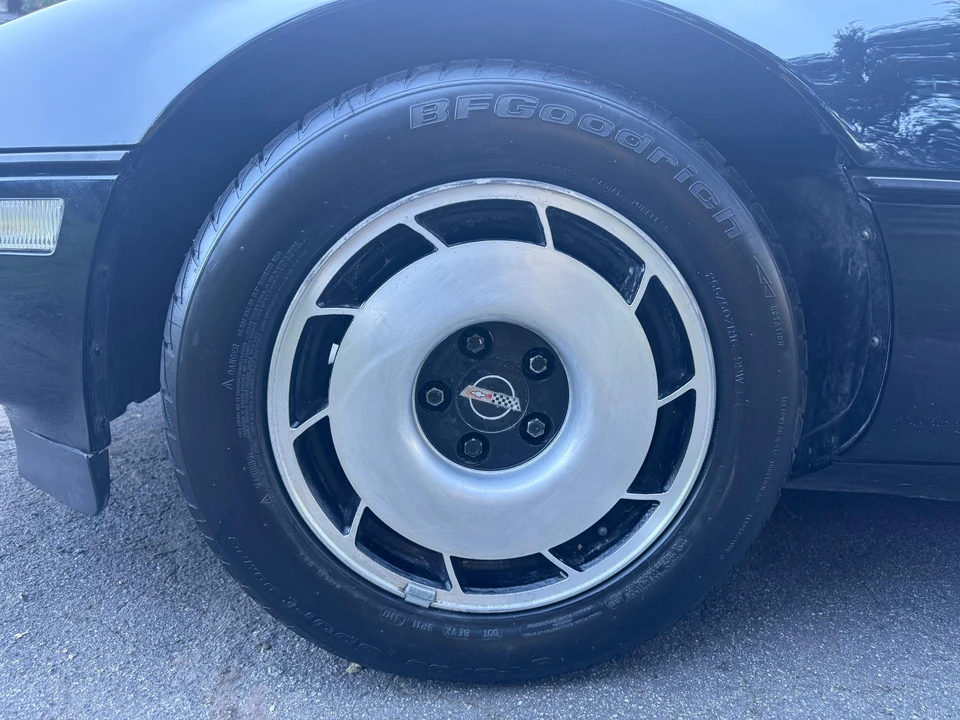 1984 Chevrolet Corvette C4 - Image 23 of 31
