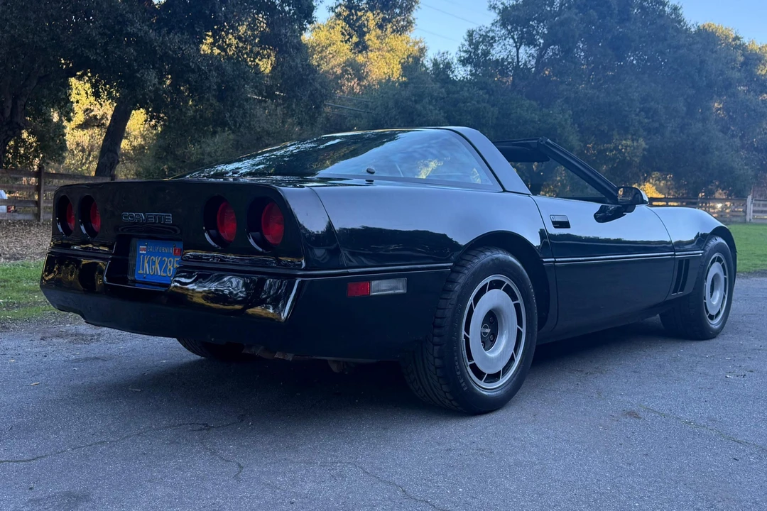 1984 Chevrolet Corvette C4 - Image 3 of 31