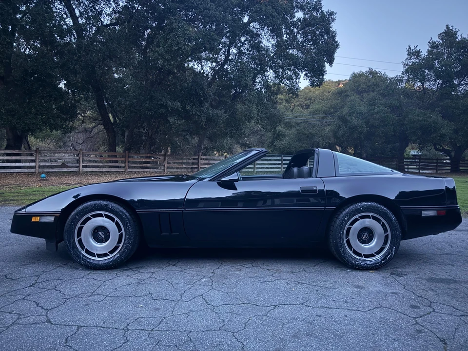 1984 Chevrolet Corvette C4 - Image 10 of 31