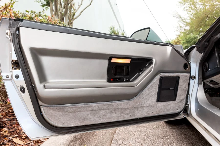 1984 Chevrolet Corvette C4 - Image 21 of 31