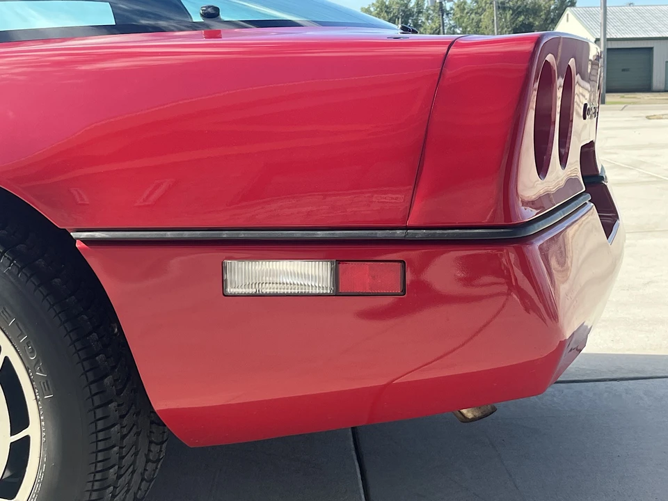 1984 Chevrolet Corvette C4 - Image 28 of 31