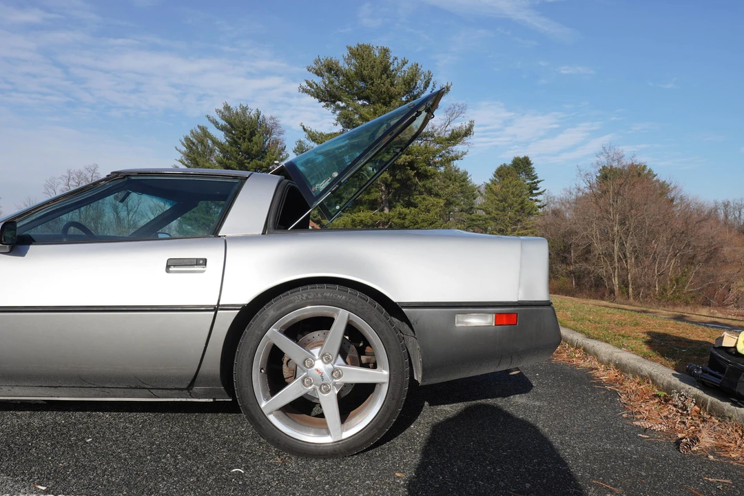 1984 Chevrolet Corvette C4 - Image 23 of 31