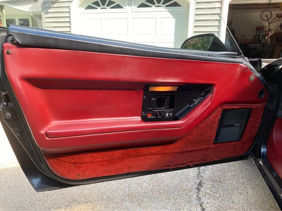 1984 Chevrolet Corvette C4 - Image 9 of 17
