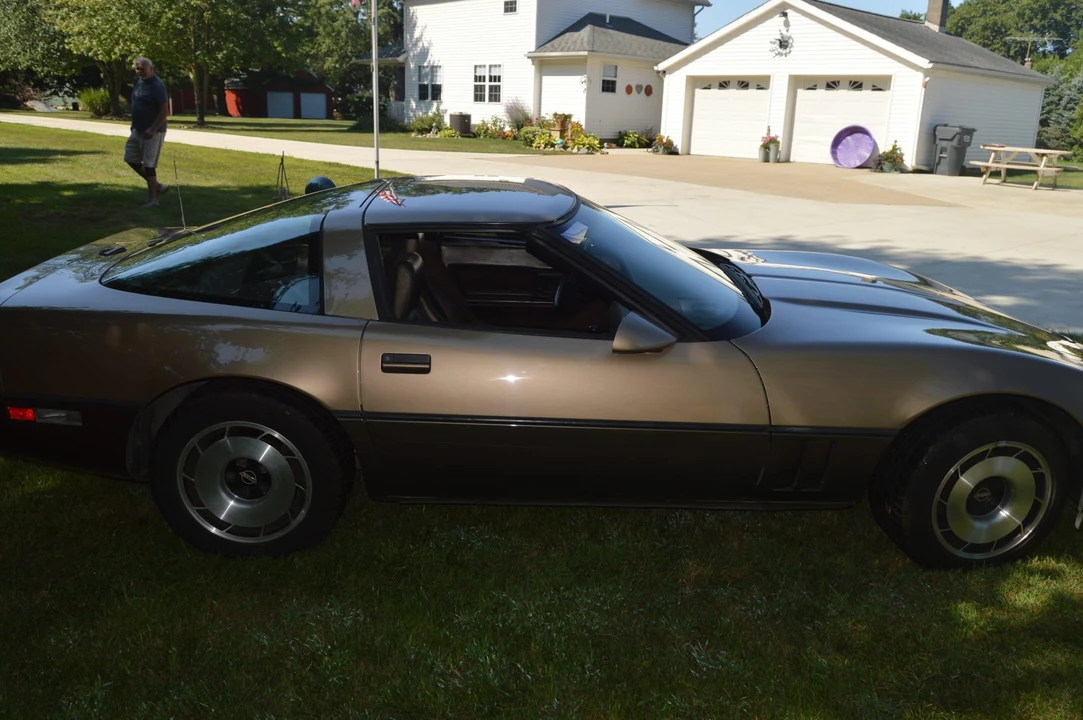 1984 Chevrolet Corvette C4 - Image 10 of 31