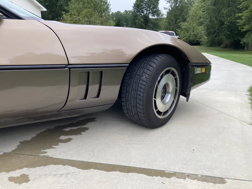 1984 Chevrolet Corvette C4 - Image 17 of 31