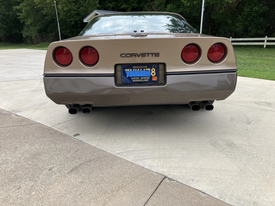 1984 Chevrolet Corvette C4 - Image 13 of 31