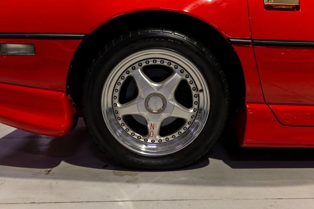 1984 Chevrolet Corvette C4 - Image 28 of 31