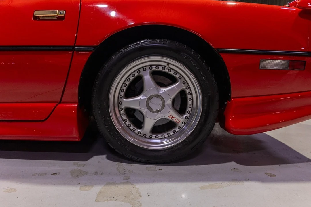 1984 Chevrolet Corvette C4 - Image 26 of 31